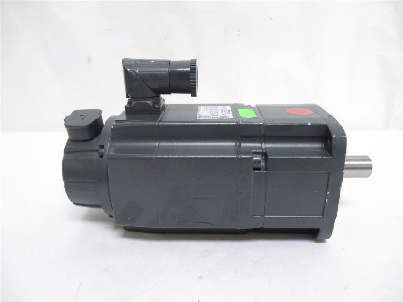 Siemens 1FK7042-2AF7; Synchronous Motor 270V 9000RPM; 3 Phase