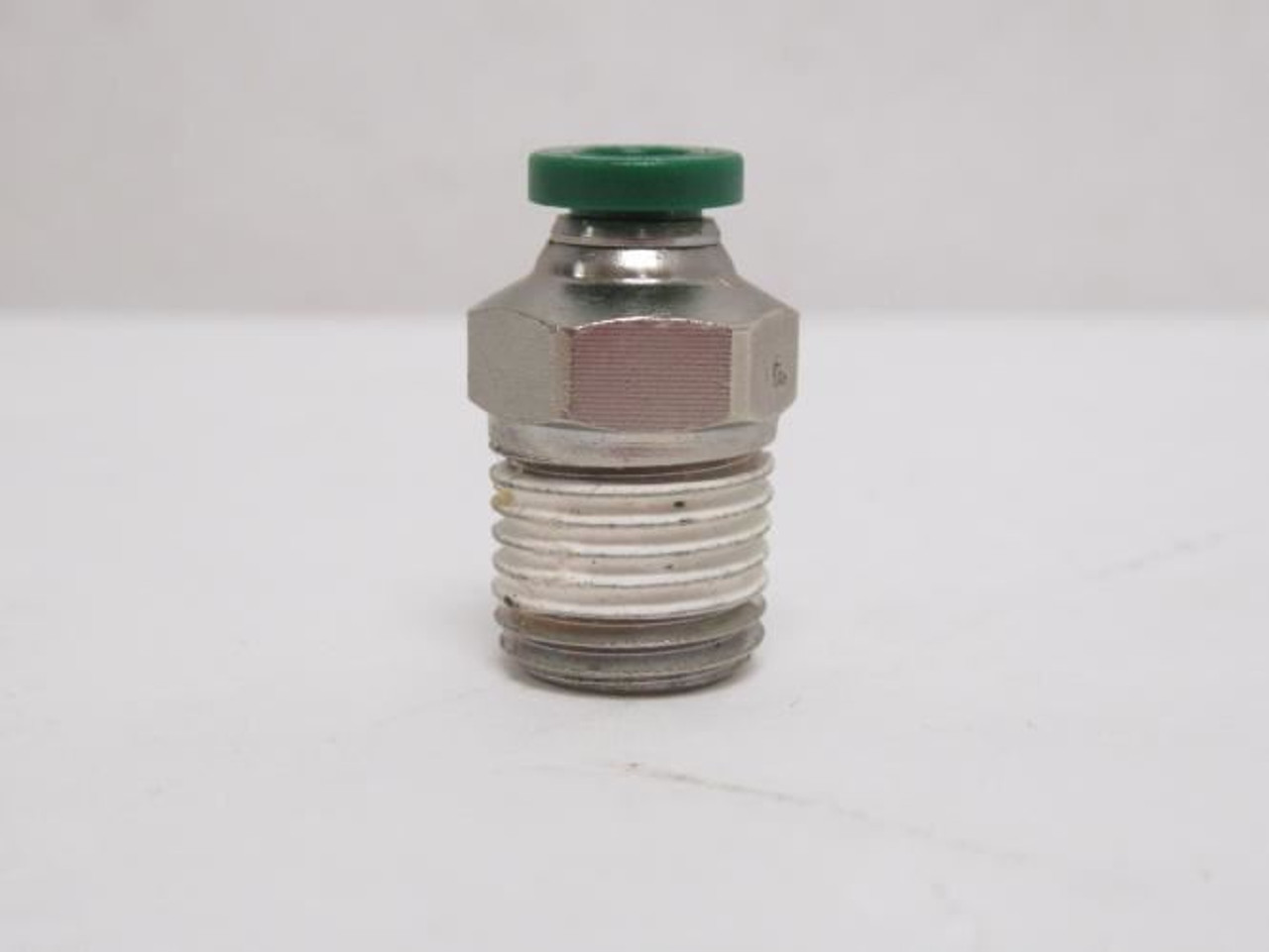 Parker W68PLP-3-4; Lot-2 Male Connectors; 3/16"PTC x 1/4NPT