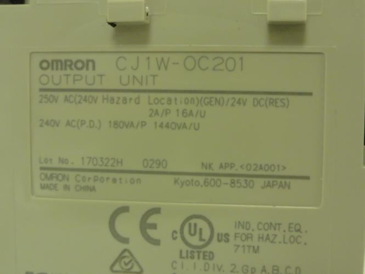 Omron CJ1W-OC201; Output Unit; 250VAC/24VDC; 2A