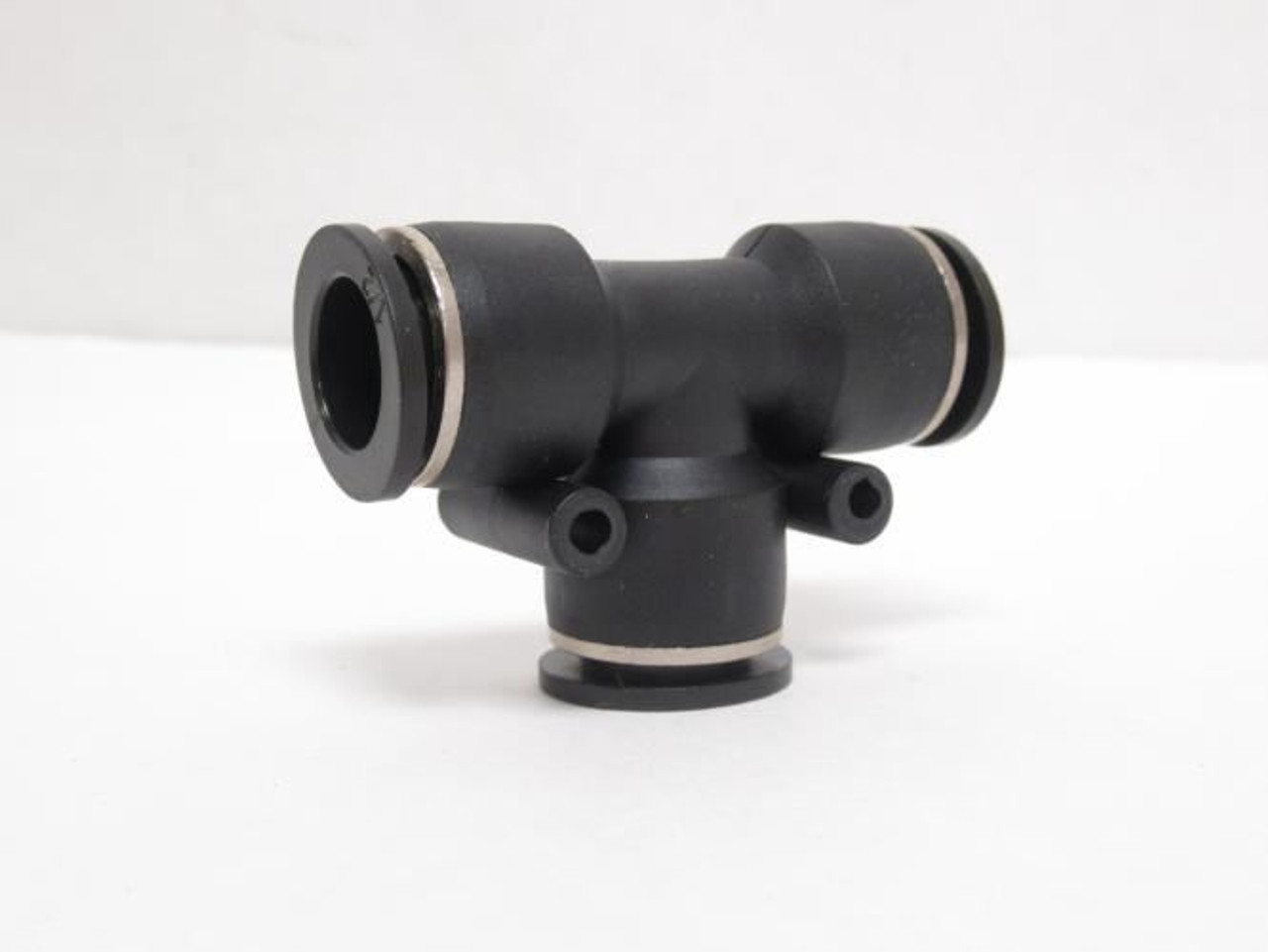 Industry-Std 1PEU8; Air Union Tee; 1/2" PTC