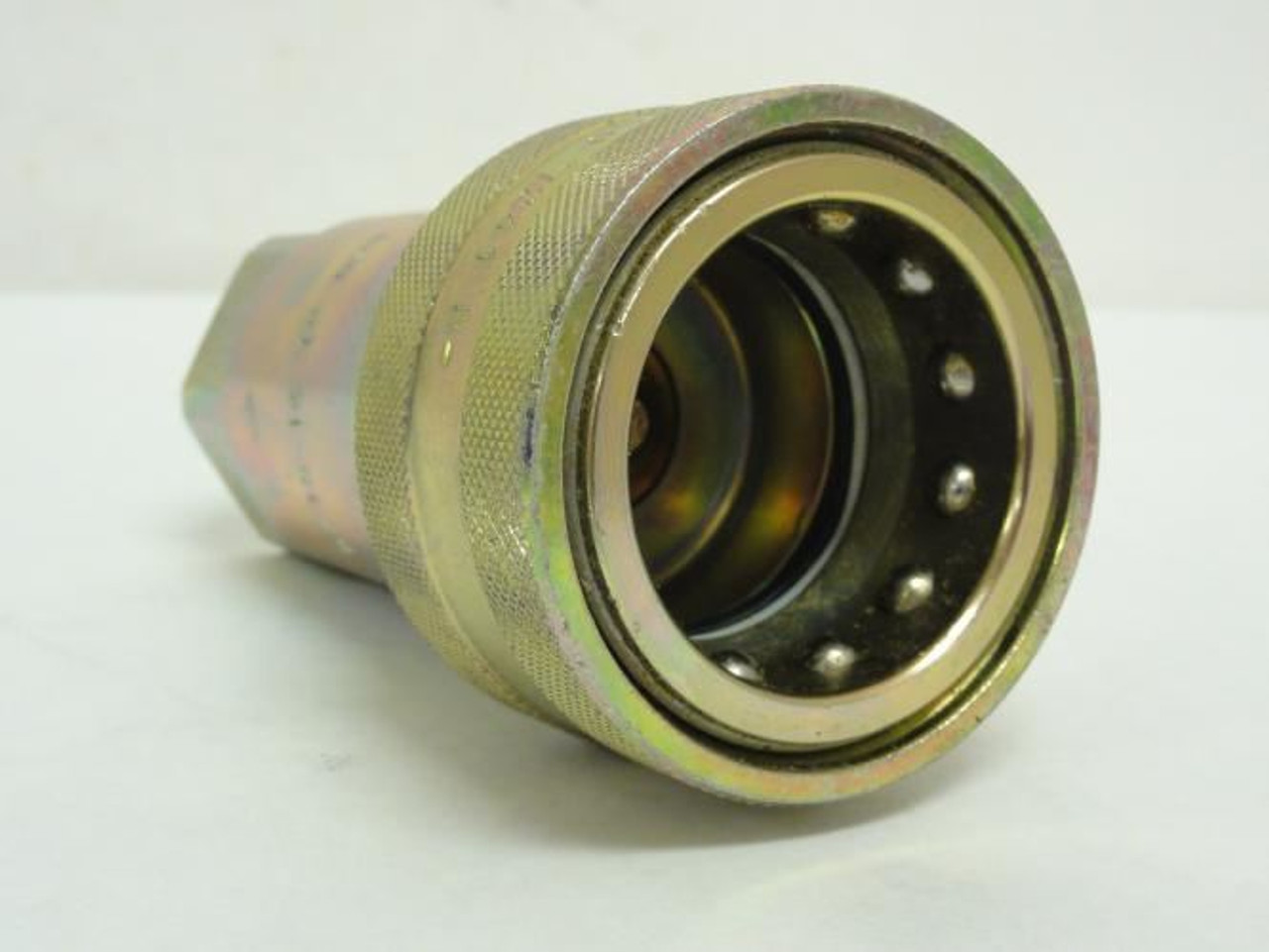 IT 701-16-16S; Female QD Connector; 1" NPTF IT 701-16-16S; Female QD Connector; 1" NPTF