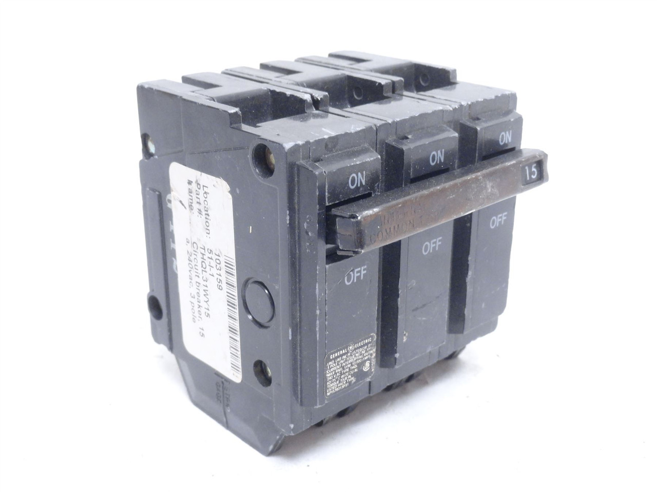 GE THQL31WY15; Circuit Breaker; 15A; 3P; 120/240VAC