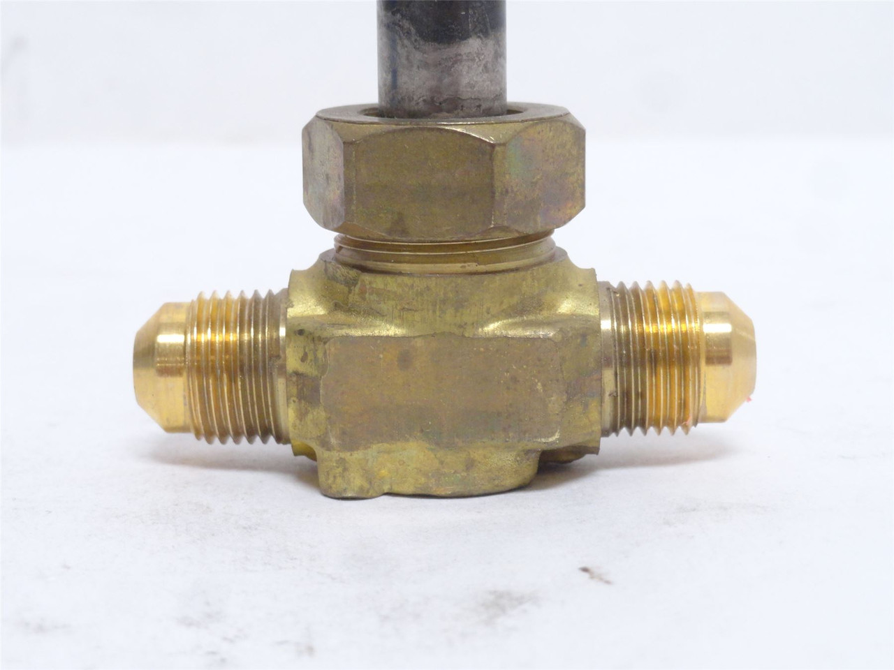 Sporlan B6F1; Solenoid Valve Body; 3/8“SAE 45Deg; No Coil