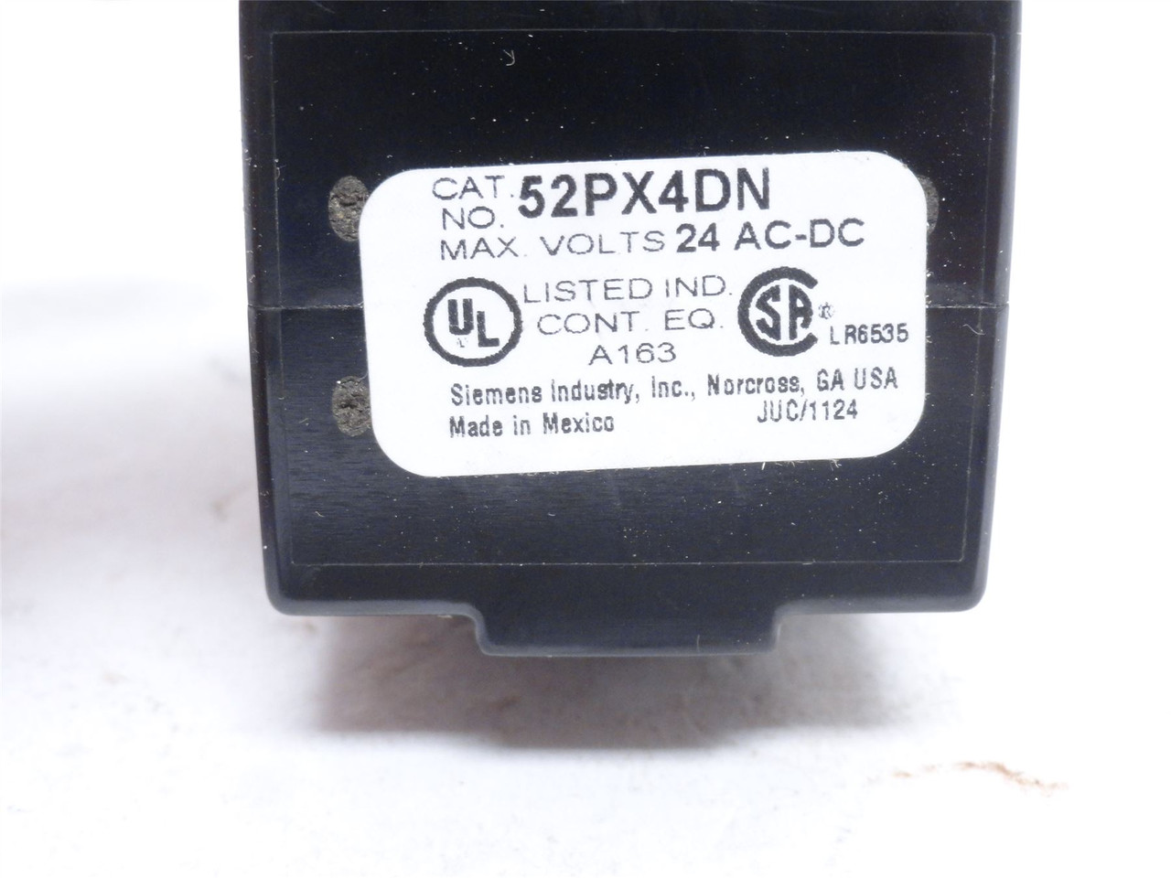 Siemens 52PX4DN; Pilot Light Assembly; 24VAC/DC; No Lens