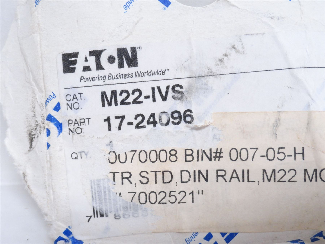 Eaton M22-IVS; DIN Rail Mounting Adapter 17-24096; Size: 22mm