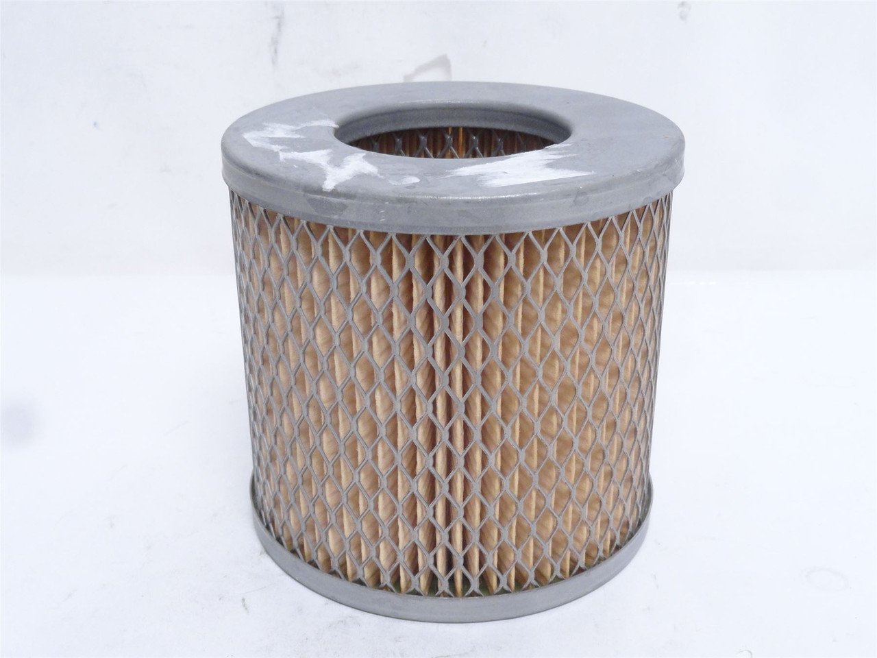 Filter Mart 220333; Canister Filter; 4-3/4" Height x 5" Wide Filter Mart 220333; Canister Filter; 4-3/4" Height x 5" Wide