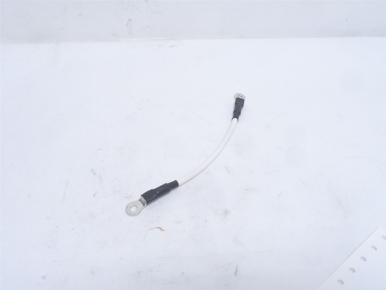 Cryovac FUR59324C; White Wire Lead; 7-1/4" Long