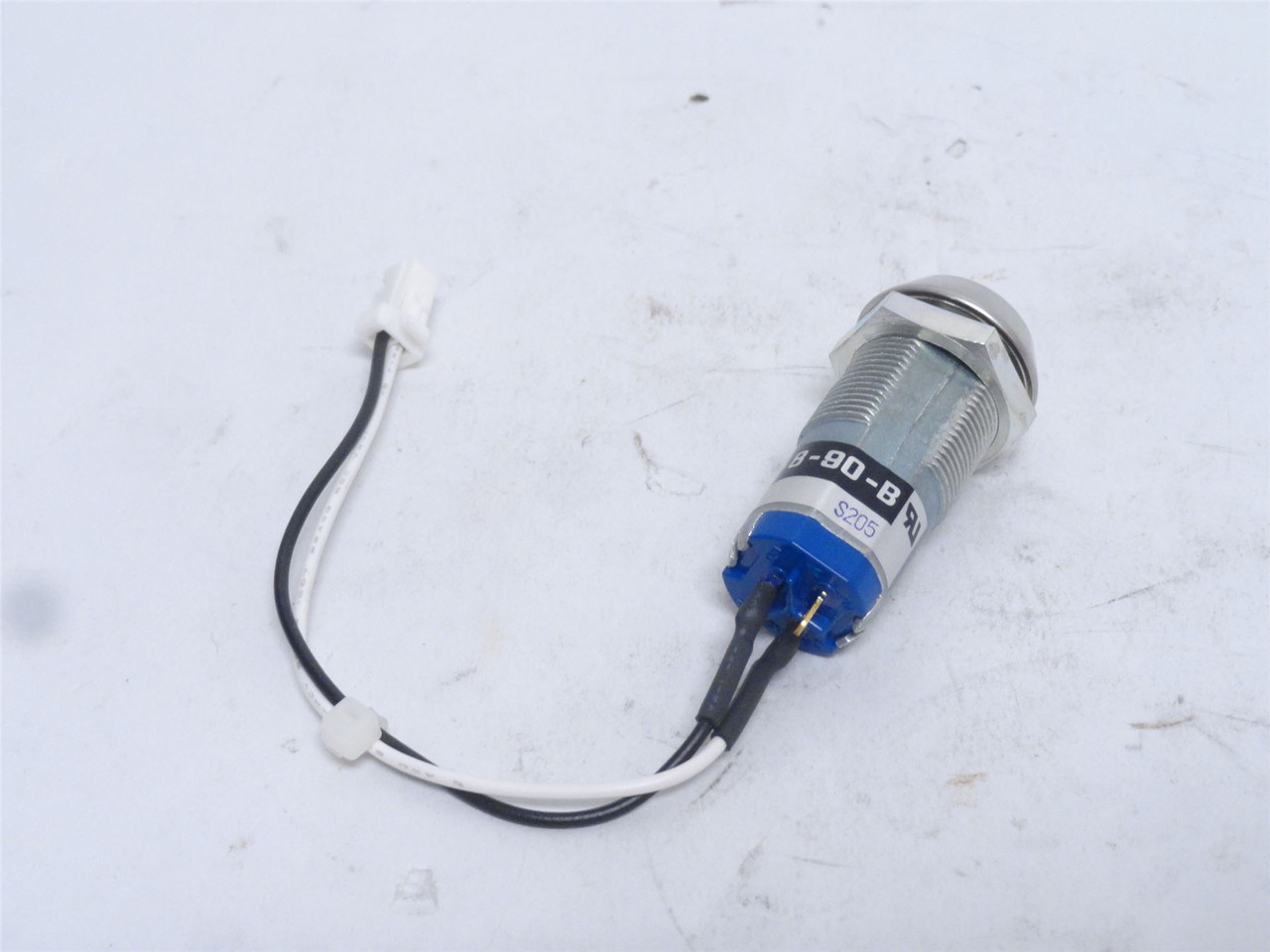 Takigen S-8-90-B-S205; Cabled Key Switch; 125VAC; 3A