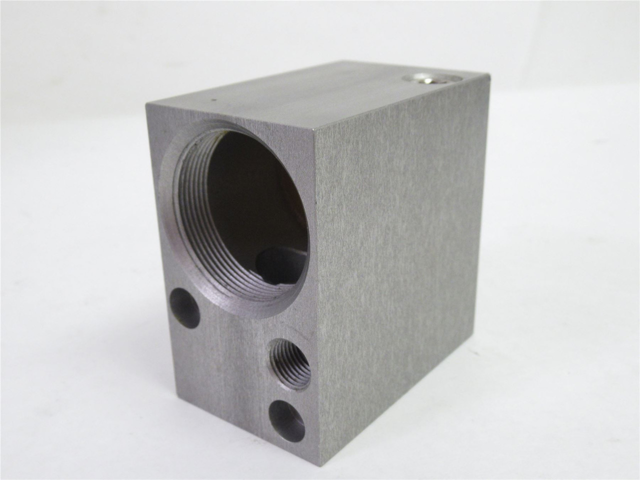 Multivac 80.275.1112.15; Valve Block; 1-1/2 FNPT; 1-8bar Multivac 80.275.1112.15; Valve Block; 1-1/2 FNPT; 1-8bar