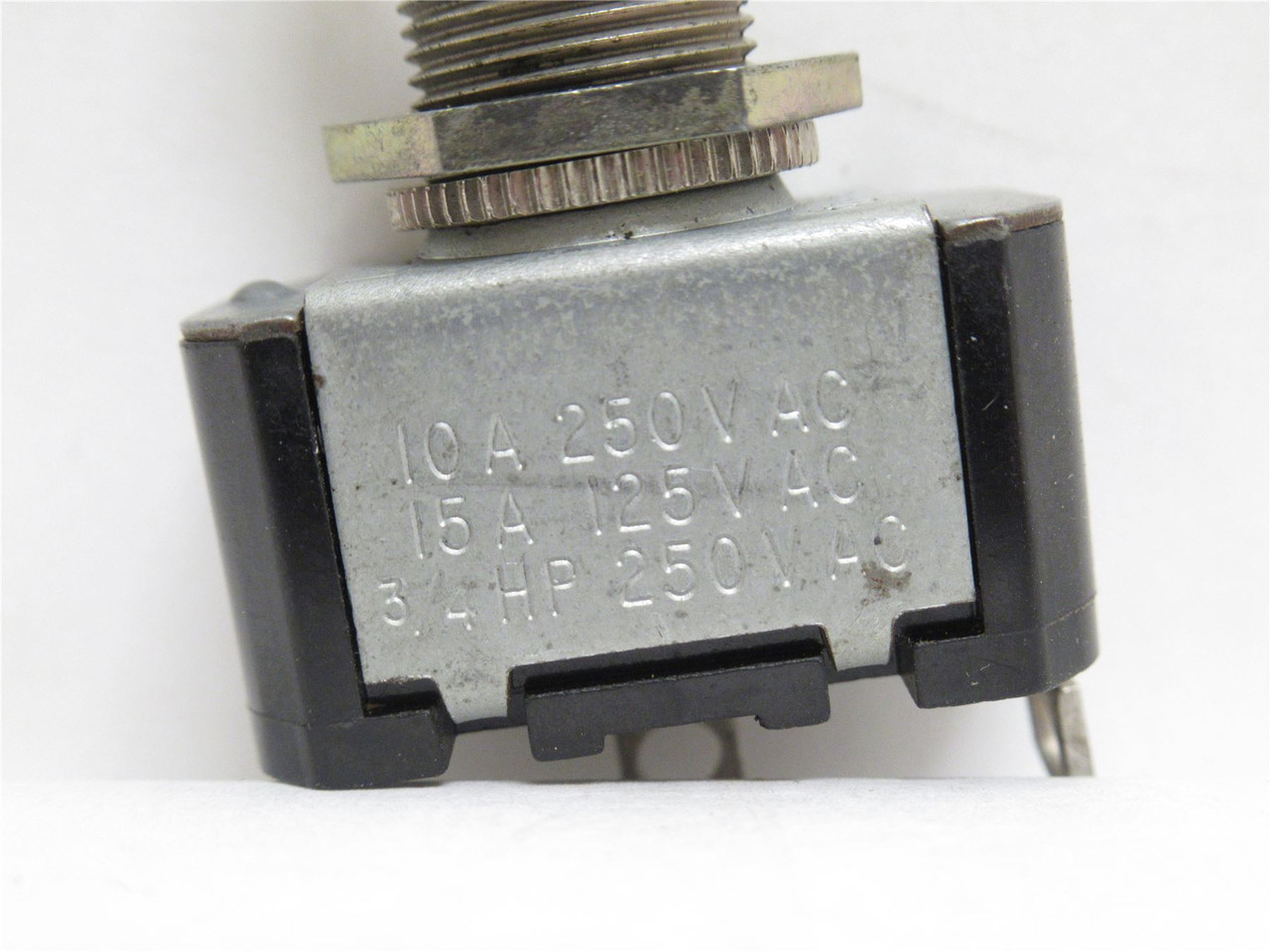 Eaton 7500K14; Lot-2; On/Off Toggle Switch; 10A/250VAC; SPST