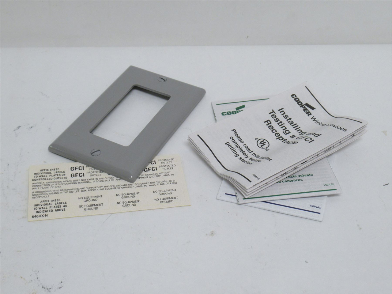 Cooper VGF15GY;  Tamper Resistant GFCI Receptacle; 2P; 2 Wire