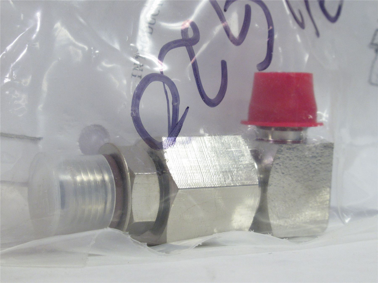 Nordson 274288; Non-Heated Inline Filter; 90º; 100MESH