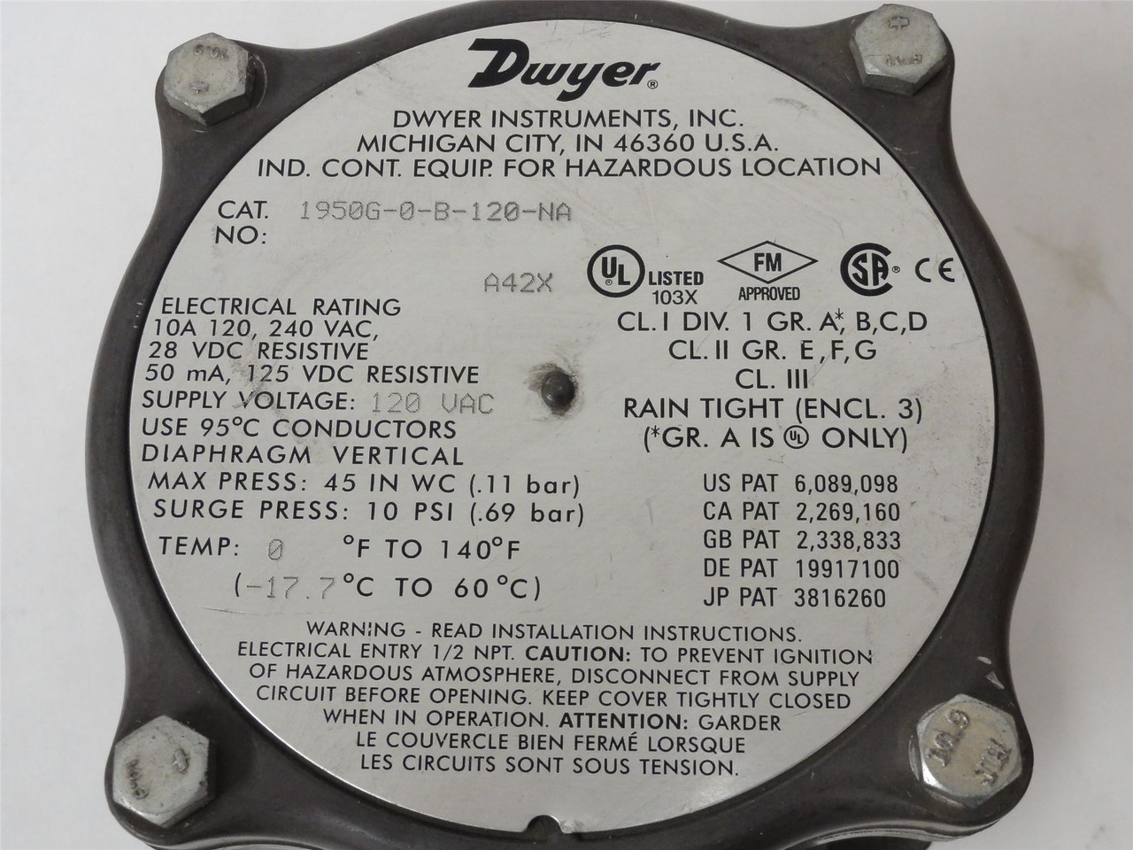 Dwyer 1950G-0-B-120-NA; Differential Press Switch .15-.50in WC
