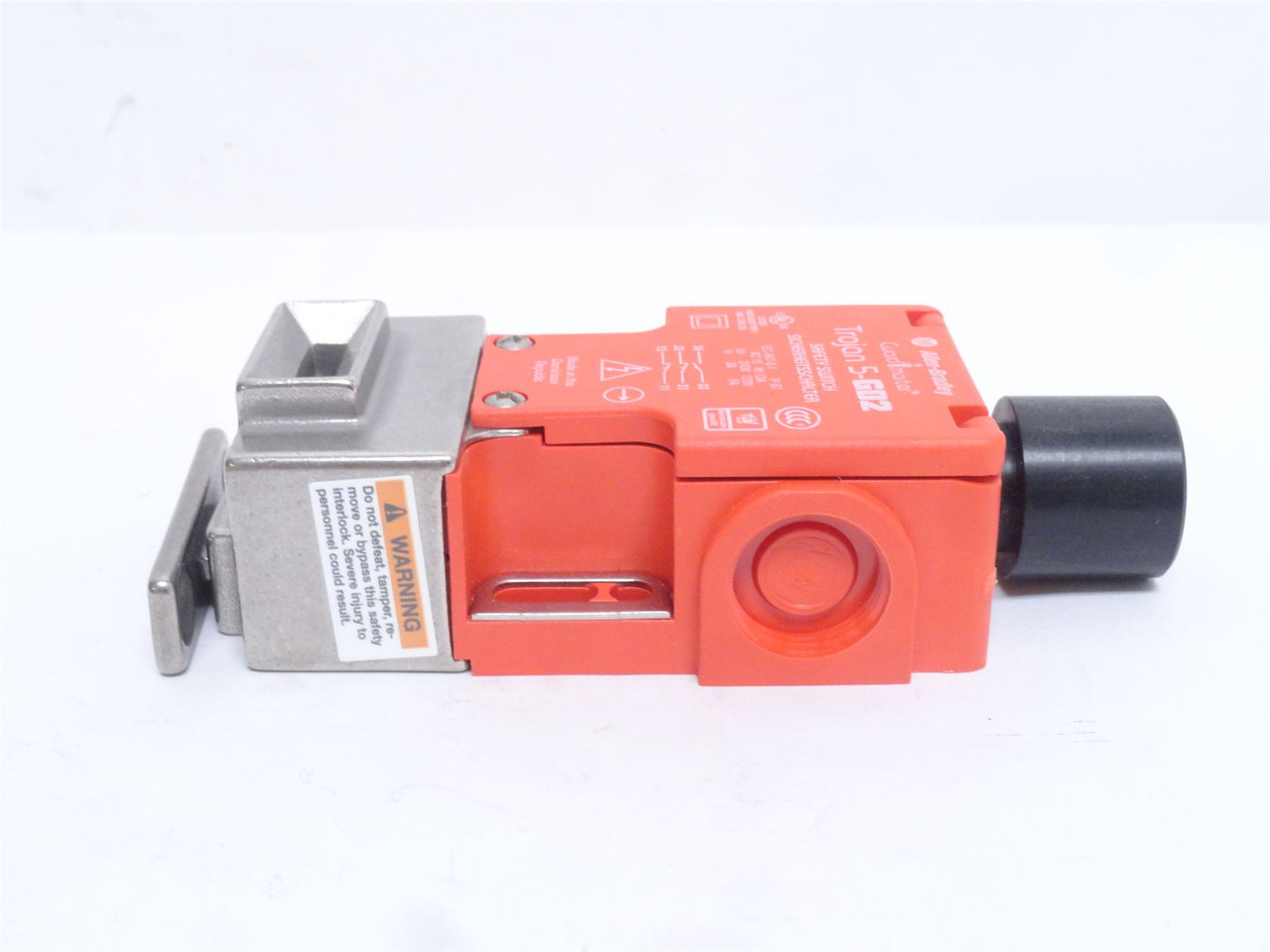 Allen-Bradley 440K-T11211; Guardmaster Tongue Interlock Switch