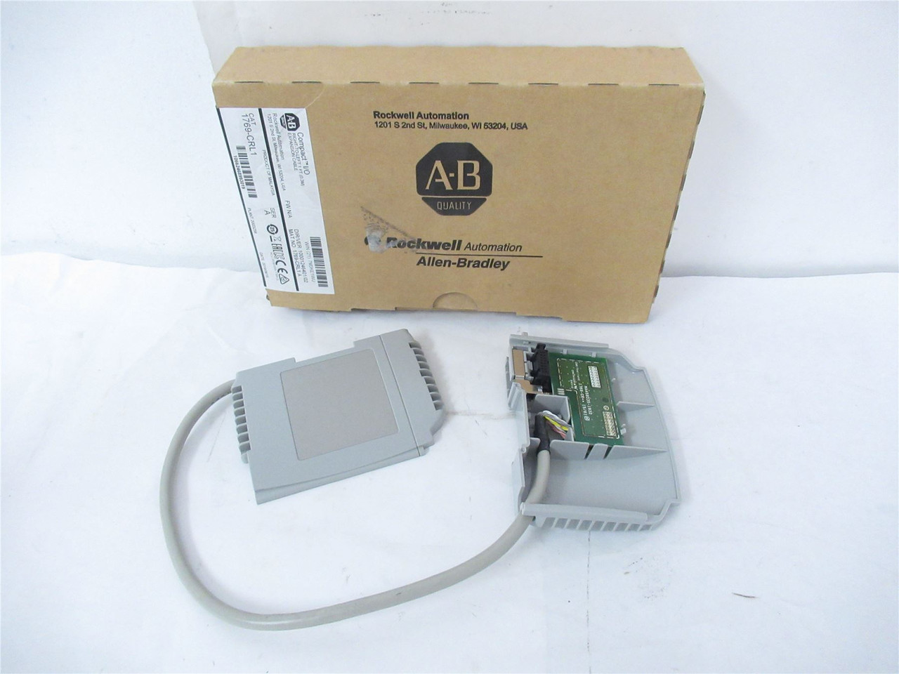 Allen-Bradley 1769-CRL; Expansion Cable Right to Left 1'