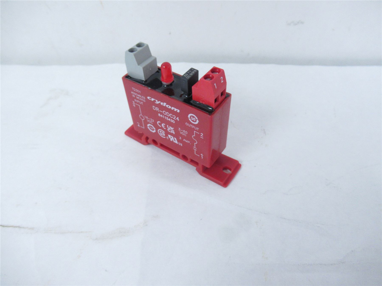 Crydom DR-0DC24; Module 18 V to 32 V. Input 13 mA.