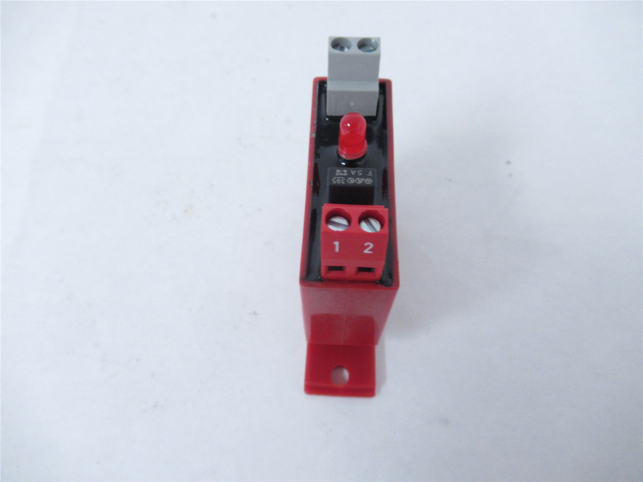 Crydom DR-0DC24; Module 18 V to 32 V. Input 13 mA.