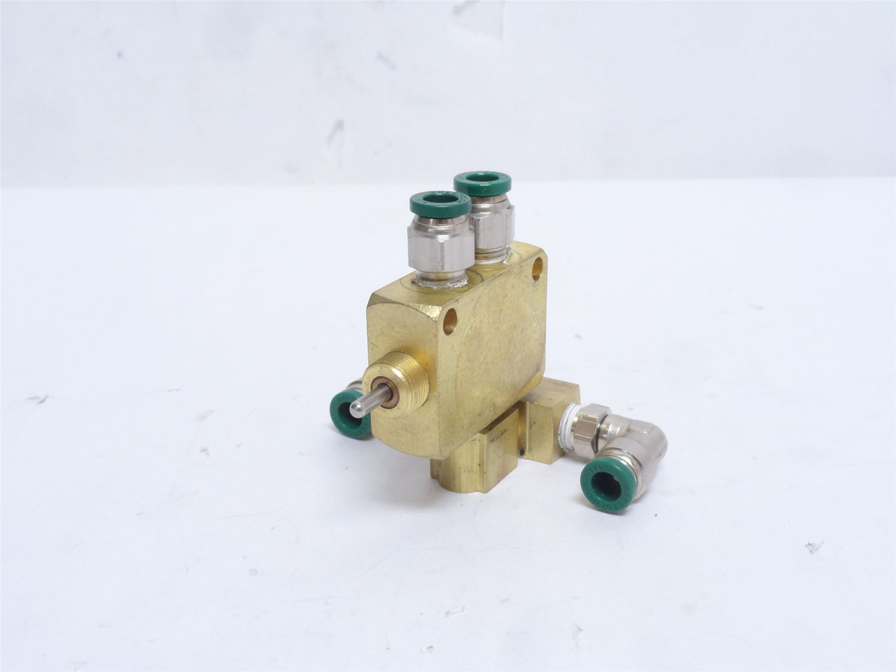 True Hone HGH3211; Left Control Brass Valve Assembly; 1/4" PTC