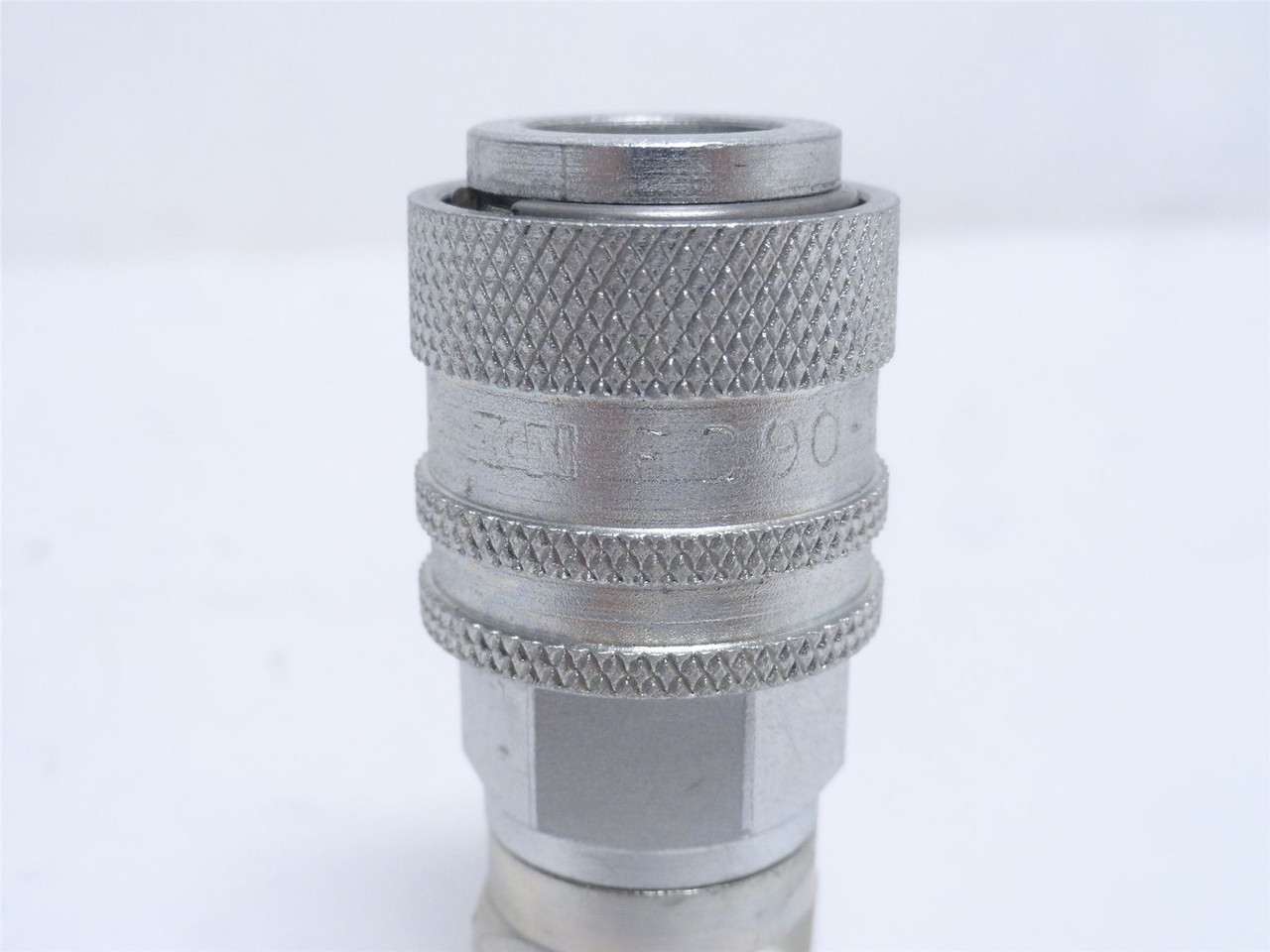 Eaton FD90-1012-04-04; Steel QC Coupler; Size: 1/4"; 7000PSI Eaton FD90-1012-04-04; Steel QC Coupler; Size: 1/4"; 7000PSI