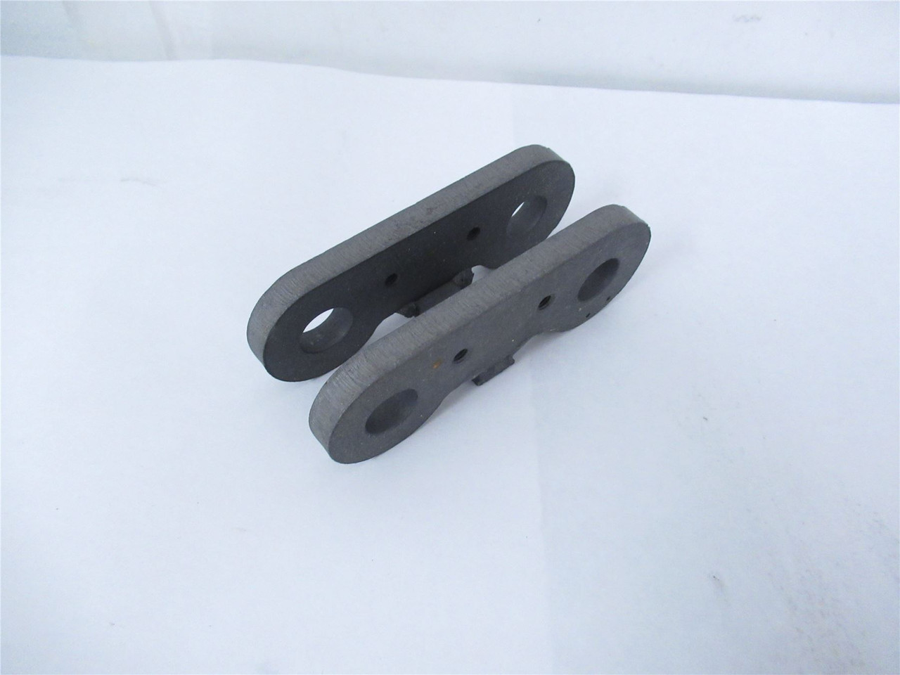 Caterpillar Inc 91F4300500; Tie Rod Pin Hyster Forklift