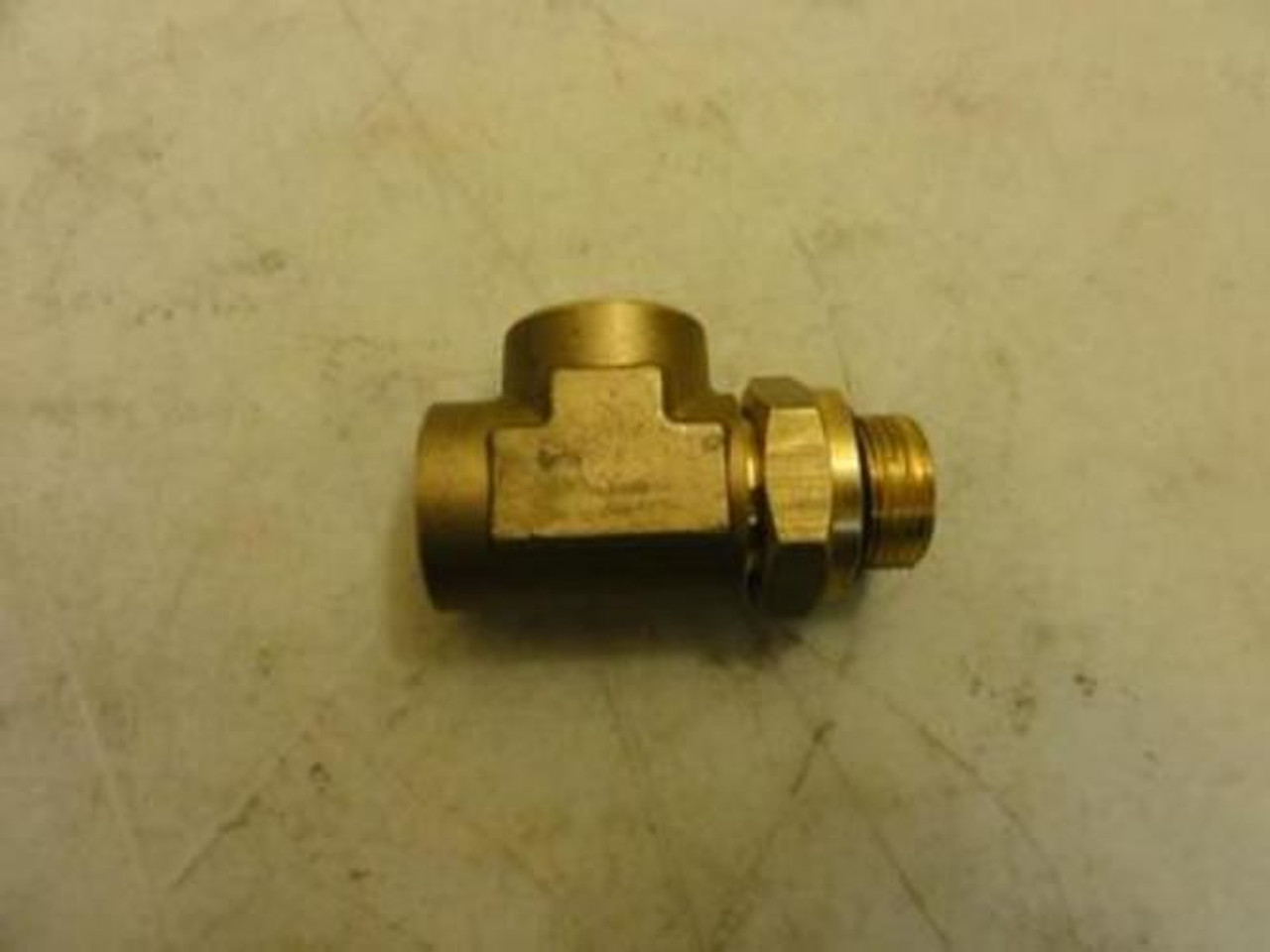 Norgren 36074305; Pneumatic T Fitting; 1/2" NPT