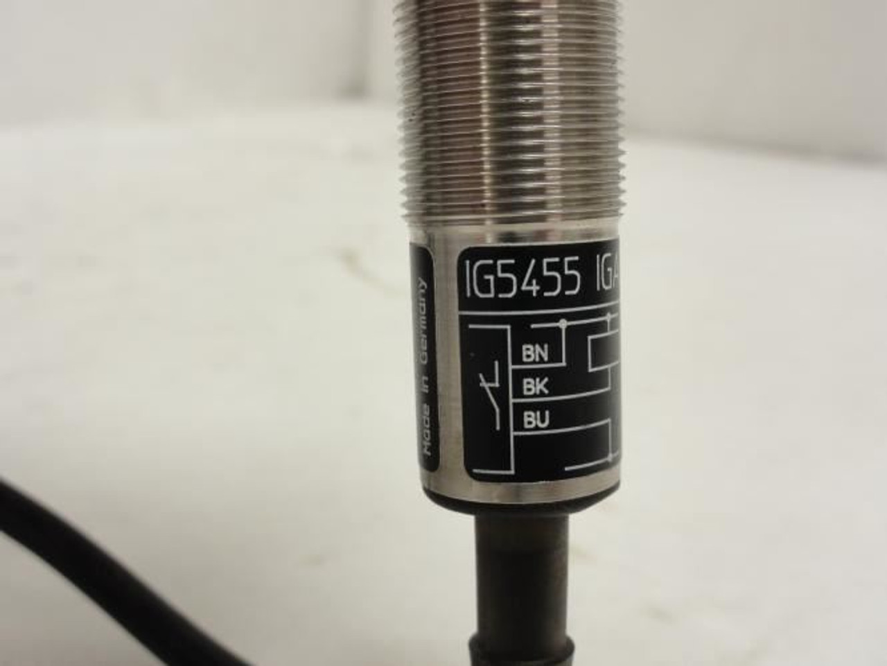 ifm IG5455; Inductive Sensor (NO Mounting Nuts)