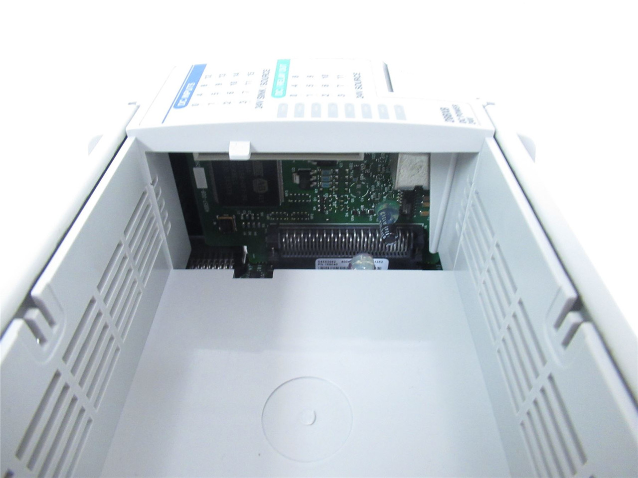 Allen-Bradley 1764-28BXB; Micrologix 28 Point Controller