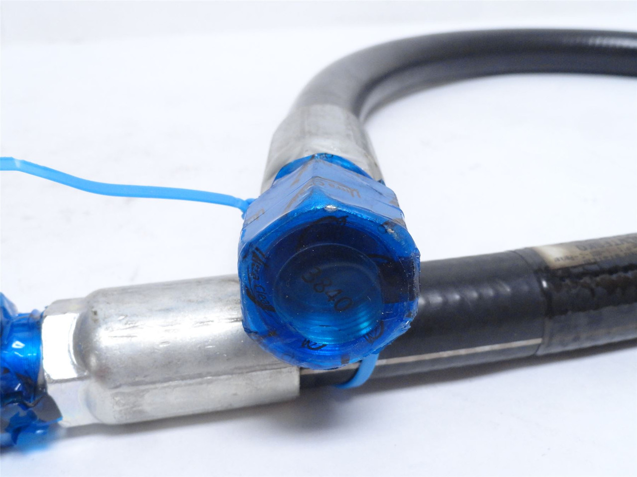 Parker F471TC-06-06-12-12-12-41; Hose; 3/4 JIC x 3/4 JIC 41"L Parker F471TC-06-06-12-12-12-41; Hose; 3/4 JIC x 3/4 JIC 41"L