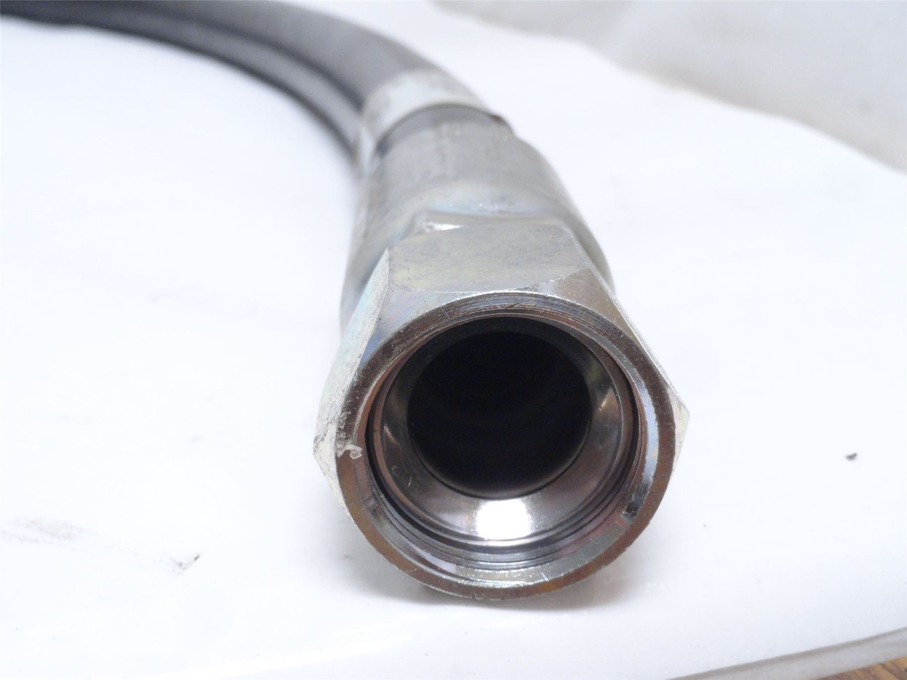 Parker F471TC060616161651000; Hose; 1 JIC x 1 JIC; 51" Long Parker F471TC060616161651000; Hose; 1 JIC x 1 JIC; 51" Long