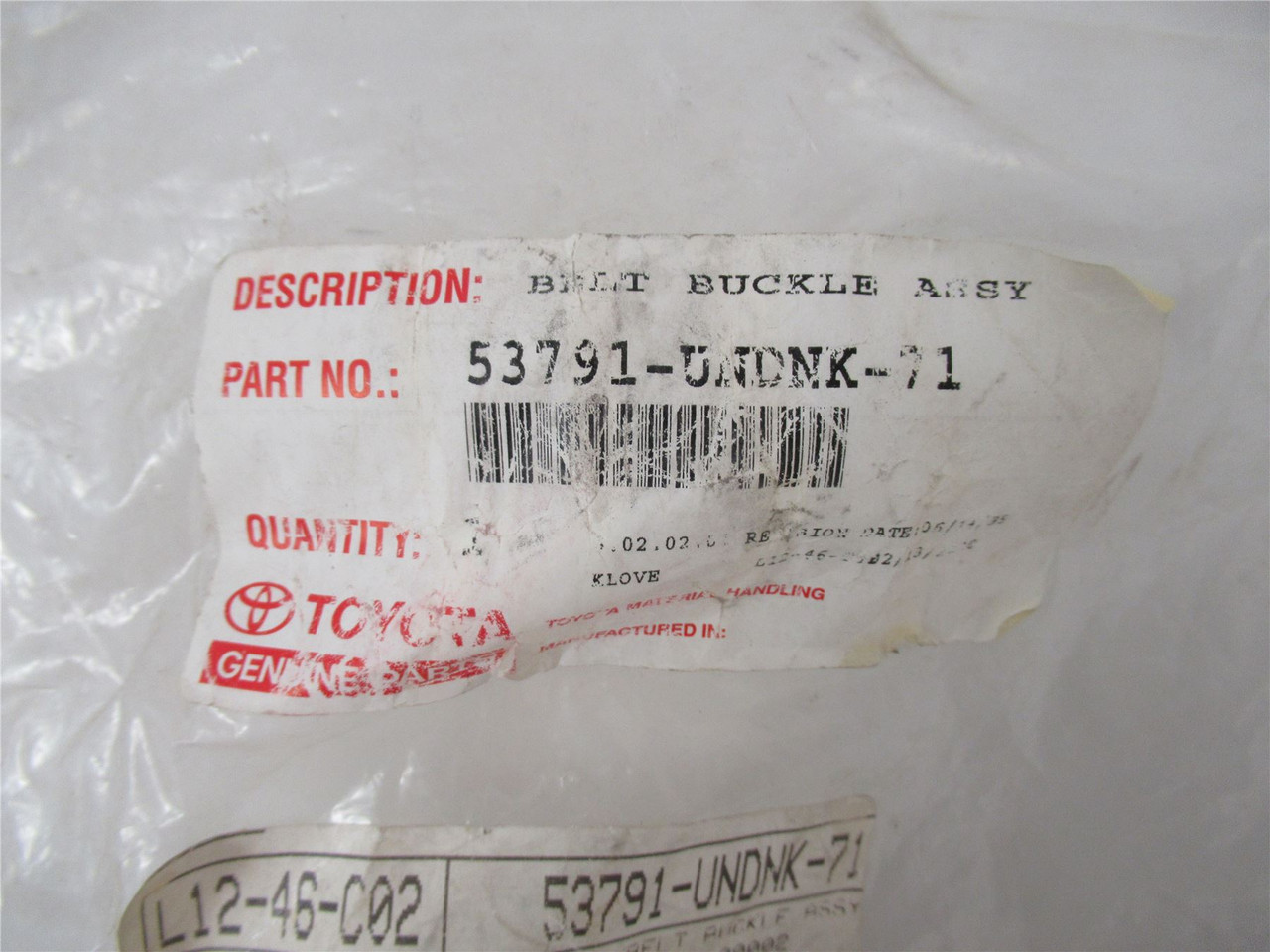 Toyota 53791-UNDNK71; Forklift Seat Belt Buckle Assembly