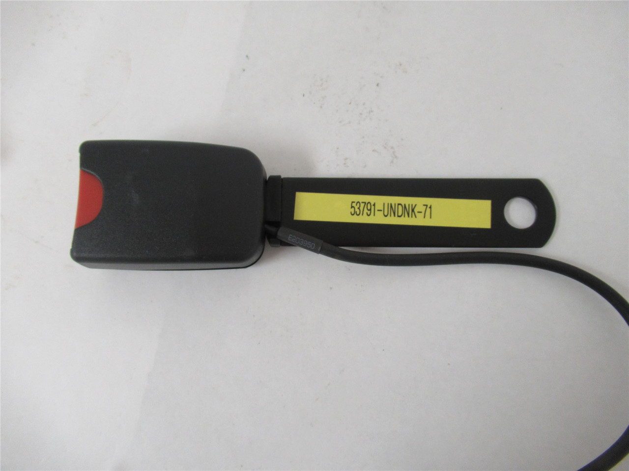 Toyota 53791-UNDNK71; Forklift Seat Belt Buckle Assembly