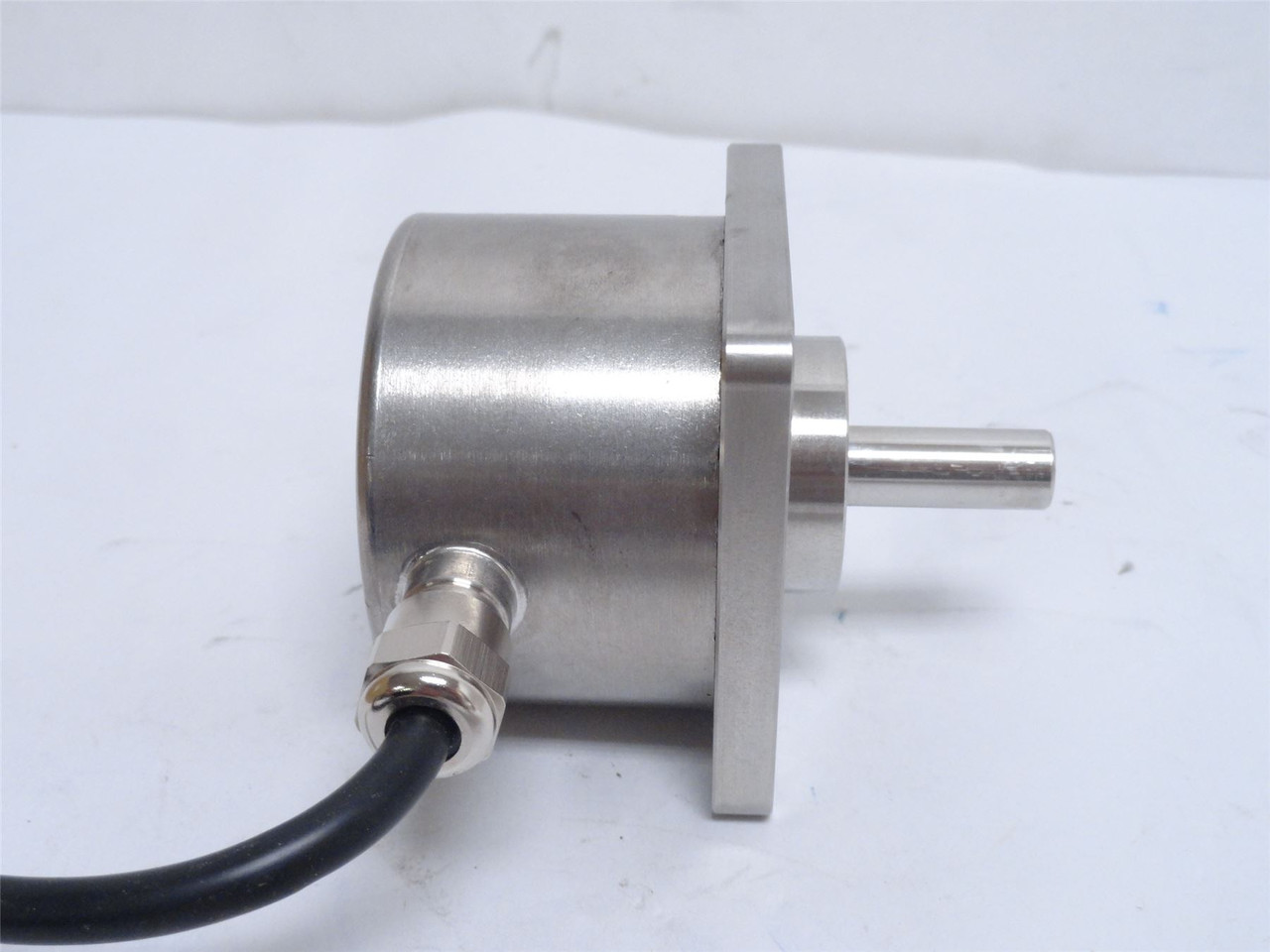 Multivac DBS601-Q4EN00S01; Incremental Encoder; 10-27VDC Multivac DBS601-Q4EN00S01; Incremental Encoder; 10-27VDC