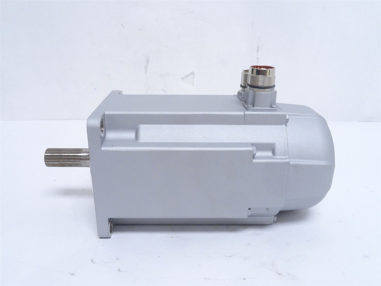 Multivac 108168845; Servo-Motor; 8.34NM; 5.500 1/MIN Multivac 108168845; Servo-Motor; 8.34NM; 5.500 1/MIN