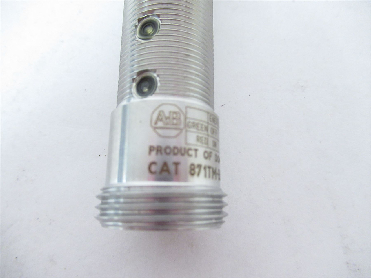 Allen-Bradley 871TM-B8N18-N3; Proximity Sensor20-250VAC 20VDC