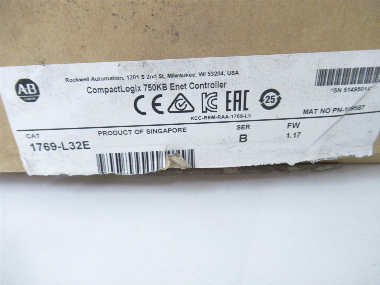 Allen-Bradley 1769-L32E; Compactlogix 16-Point DC I/O Module