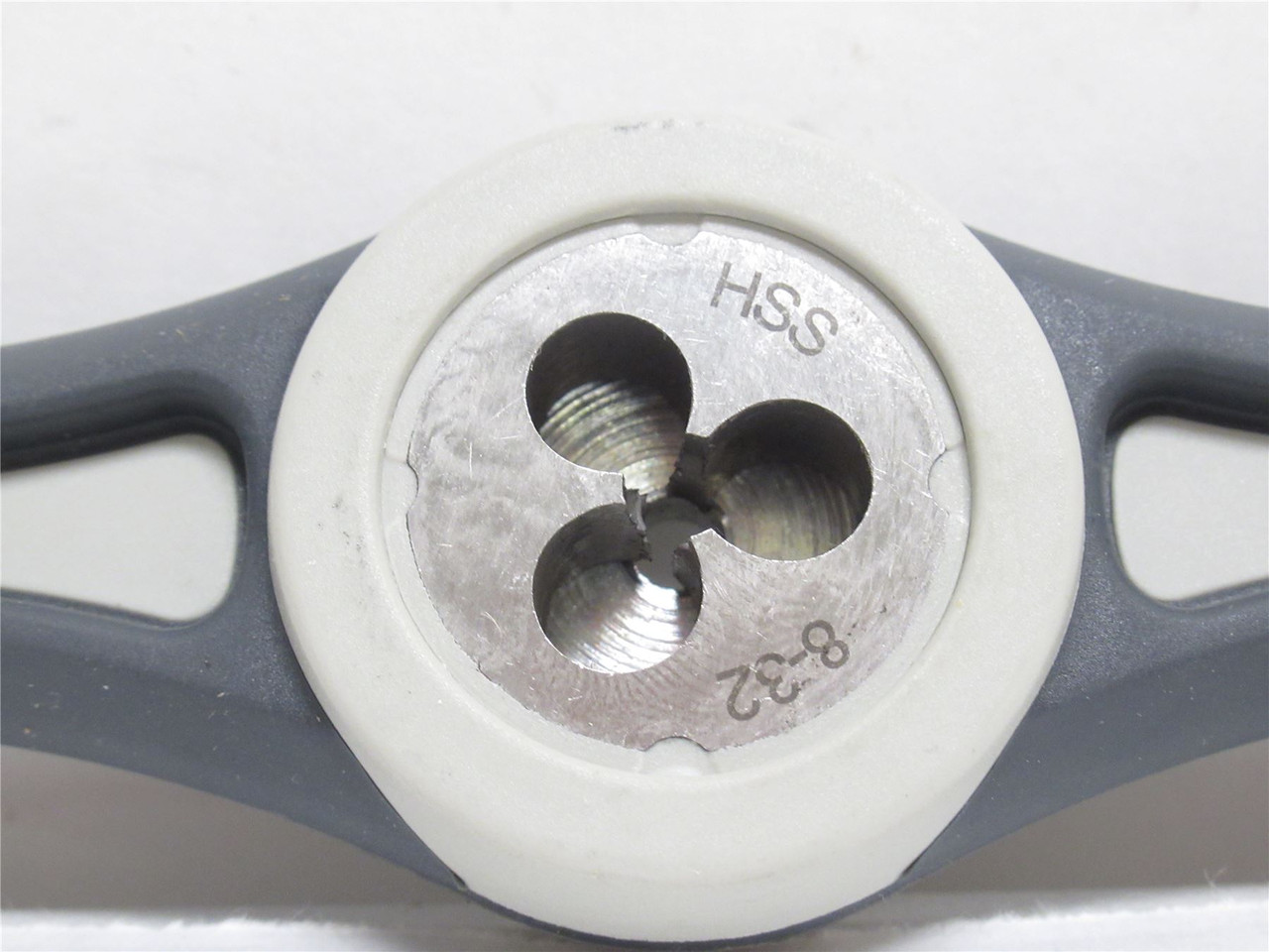 Westward 2PCN1; Integrated Die With Stock; #8-32; Right