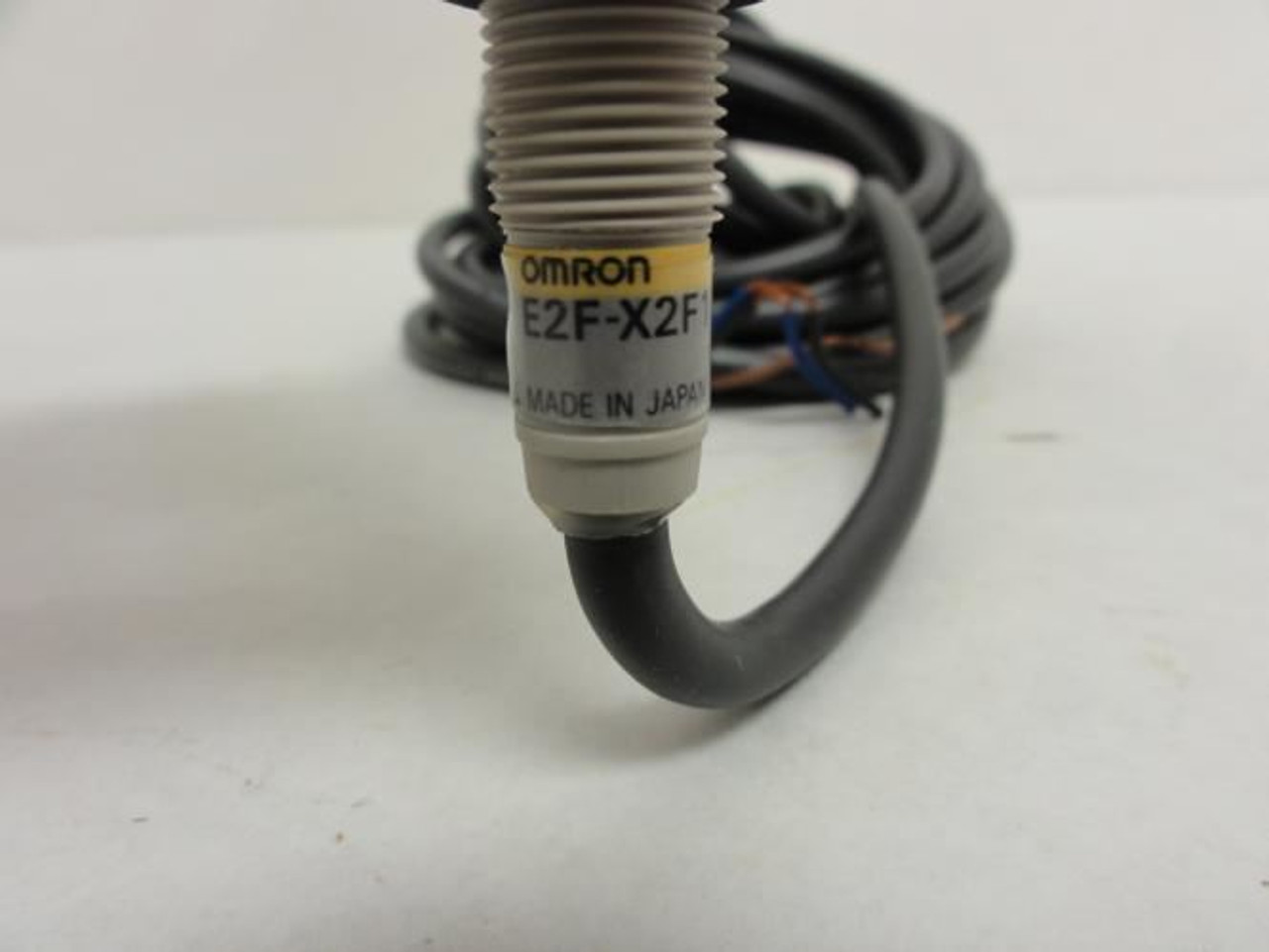 Omron E2F-X2F1; Proximity Sensor 12/24VDC 5 Meter Cable