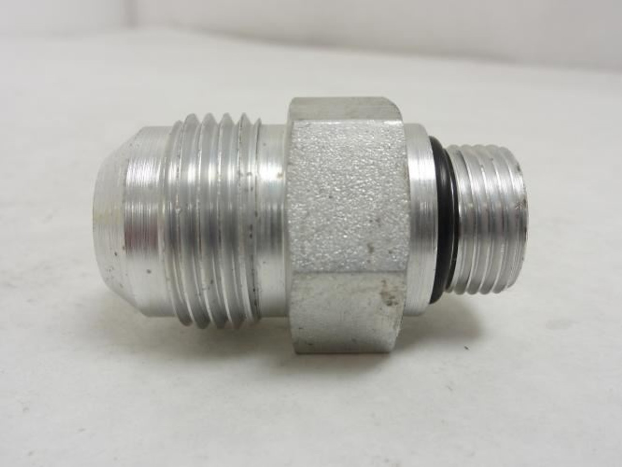 Parker 12-8 F5OX; Hdraulic Adaptor 3/4 JIC to 1/2 Boss Parker 12-8 F5OX; Hdraulic Adaptor 3/4 JIC to 1/2 Boss
