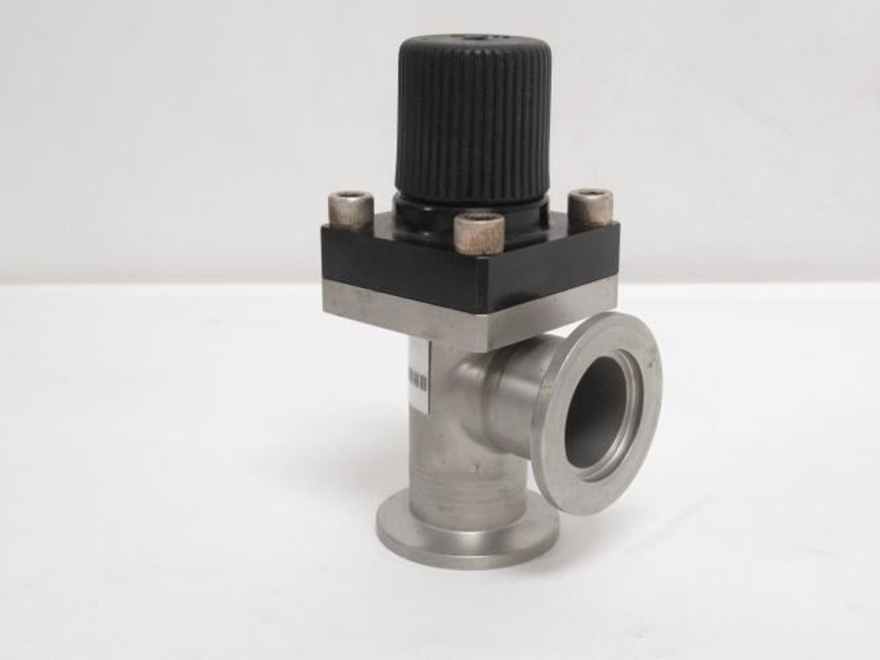 MKS CV25-K2K2-MKKVV; Compact 90Deg Angle Vacuum Valve MKS CV25-K2K2-MKKVV; Compact 90Deg Angle Vacuum Valve