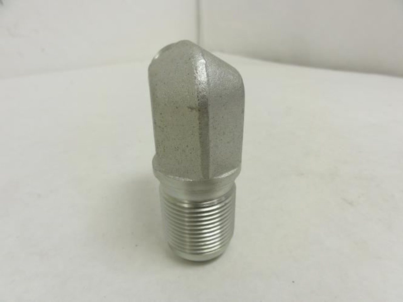 Parker 16 WETX; Bulkhead Union Elbow; 90�; 1 JIC Parker 16 WETX; Bulkhead Union Elbow; 90�; 1 JIC