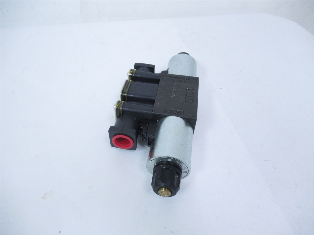 Parker D1VW001CNYGS45; Hydraulic Solenoid Valve 120/60V/Hz