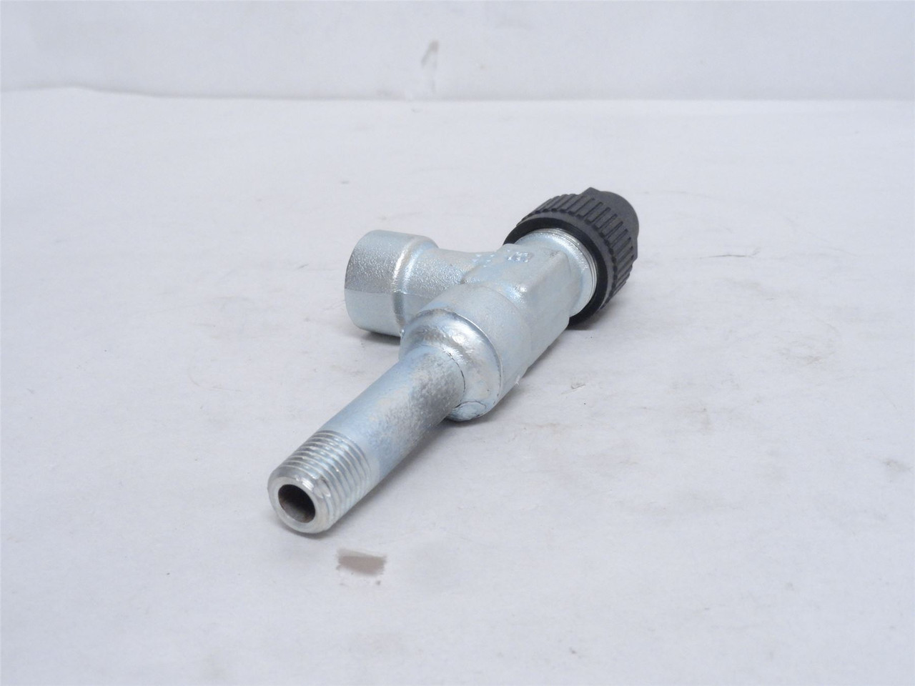 Parker 107018; Refrigerant Gauge Valve; 1/4NPT