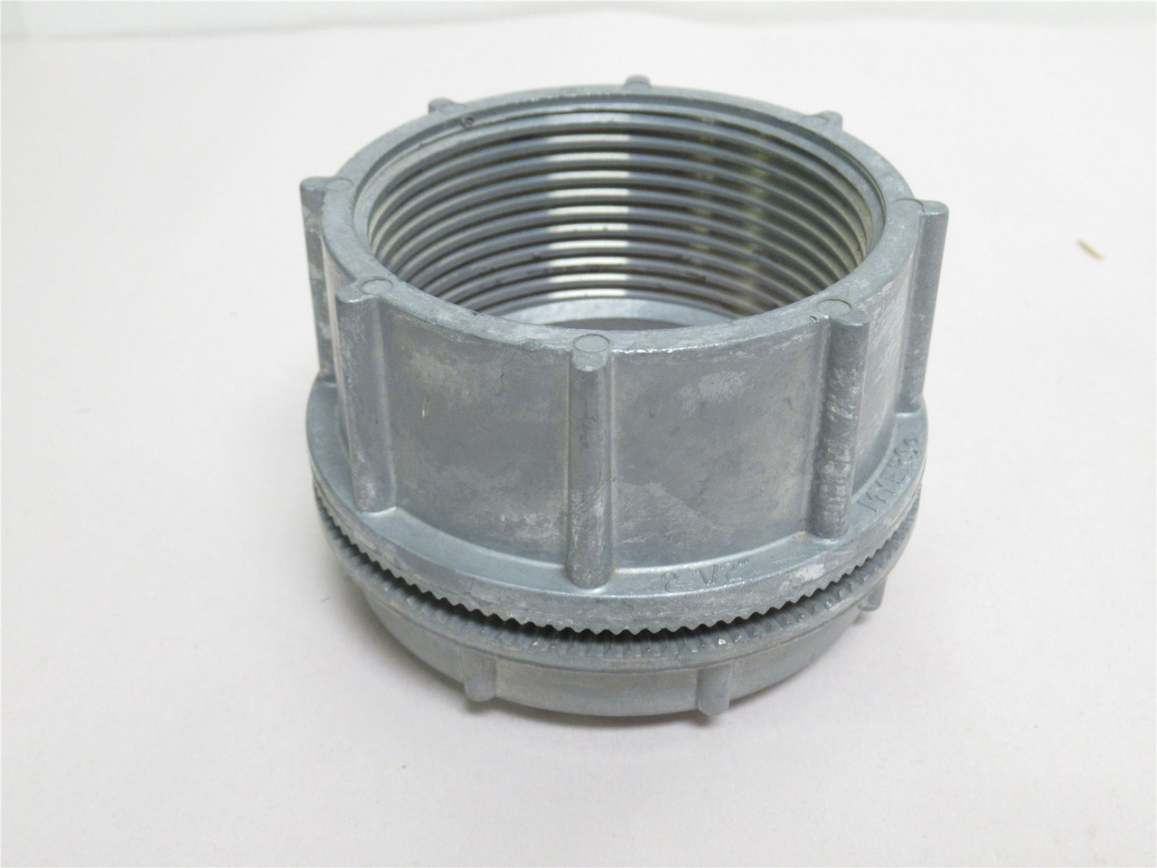 Appleton HUB-250; Myers Conduit Hub; Size: 2-1/2"