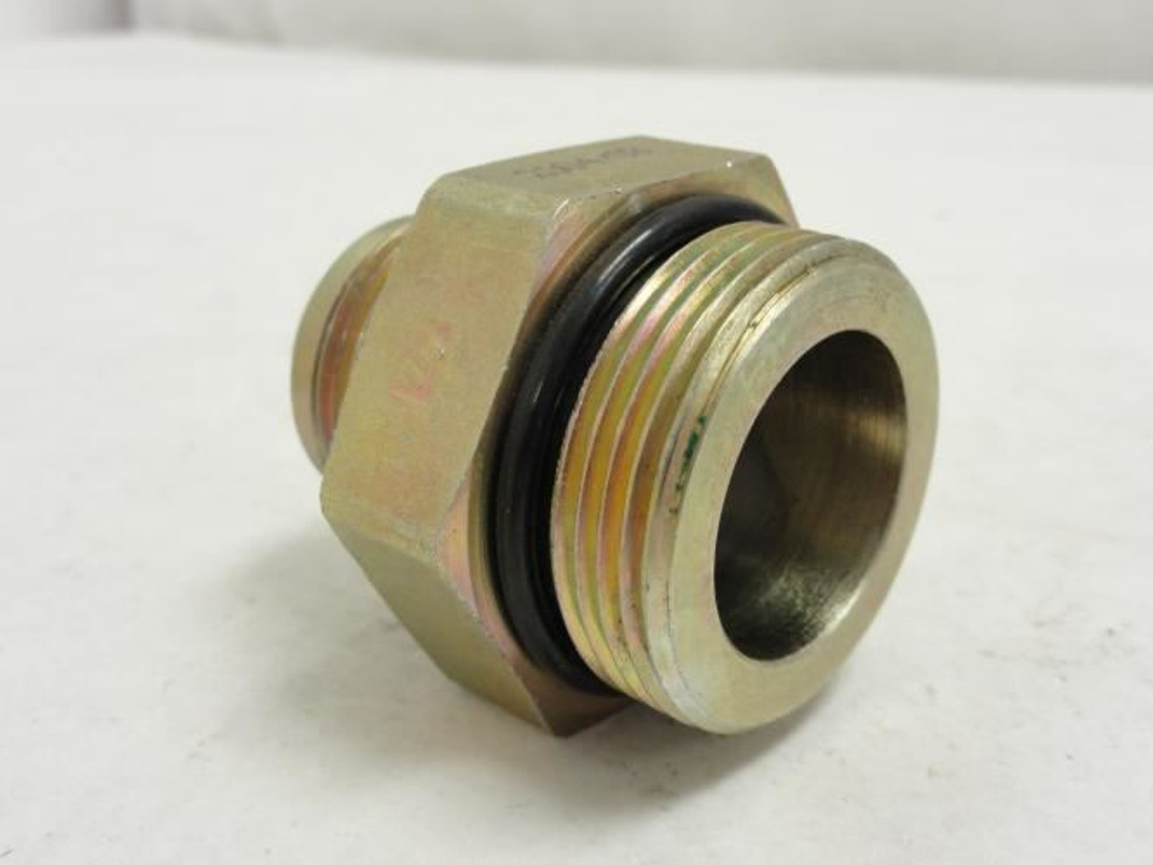 Brennan 16FO-20MORB ; Hydraulic Adaptor; 1 JIC to 1-1/4 Boss Brennan 16FO-20MORB ; Hydraulic Adaptor; 1 JIC to 1-1/4 Boss