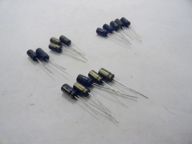 mfg- mdl-unknown-137406; LOT-15 Capacitor 25V 56uF