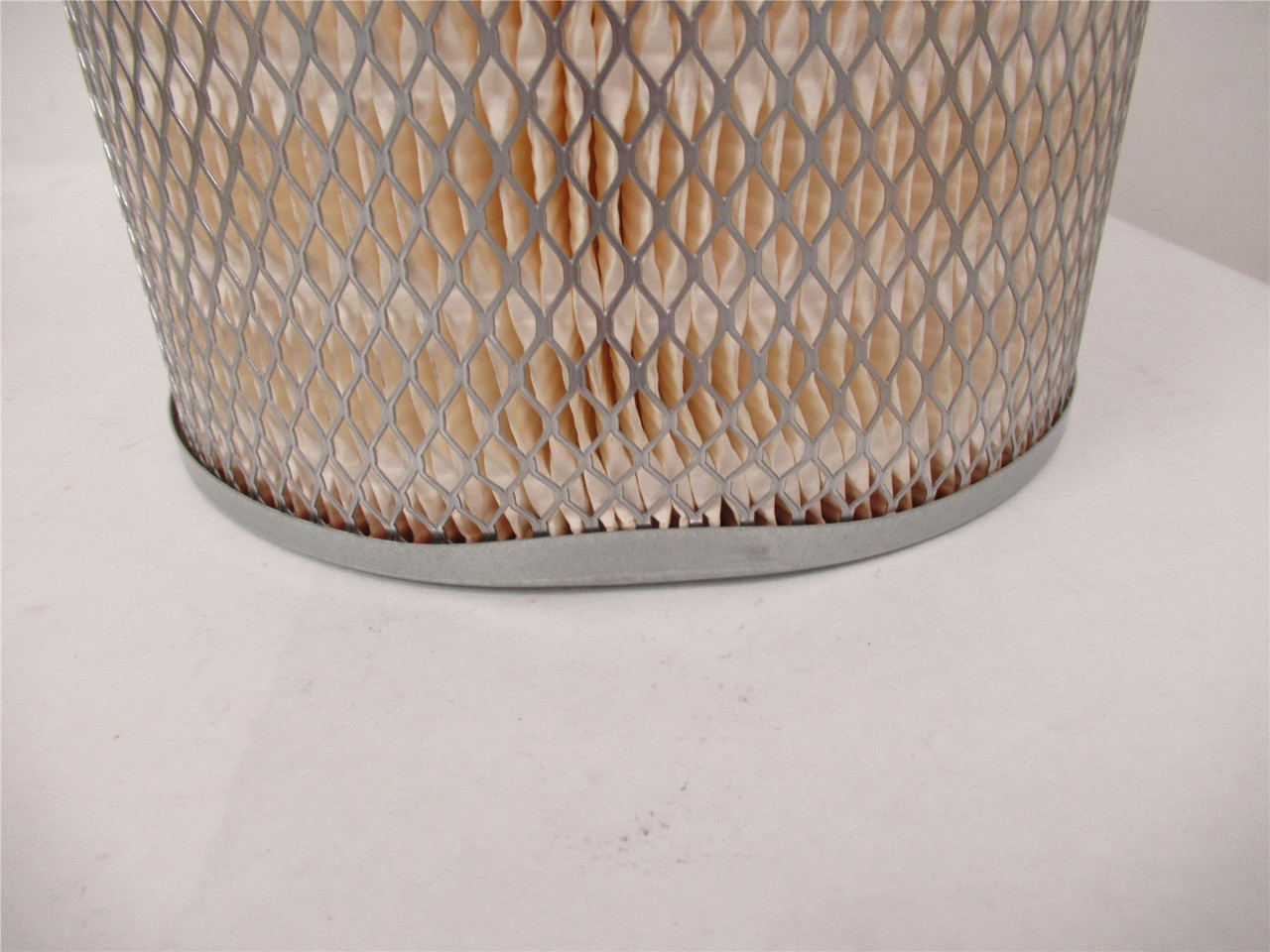 Baldwin Filters PA656; Air Element Filter - Small Dent At Base Baldwin Filters PA656; Air Element Filter - Small Dent At Base