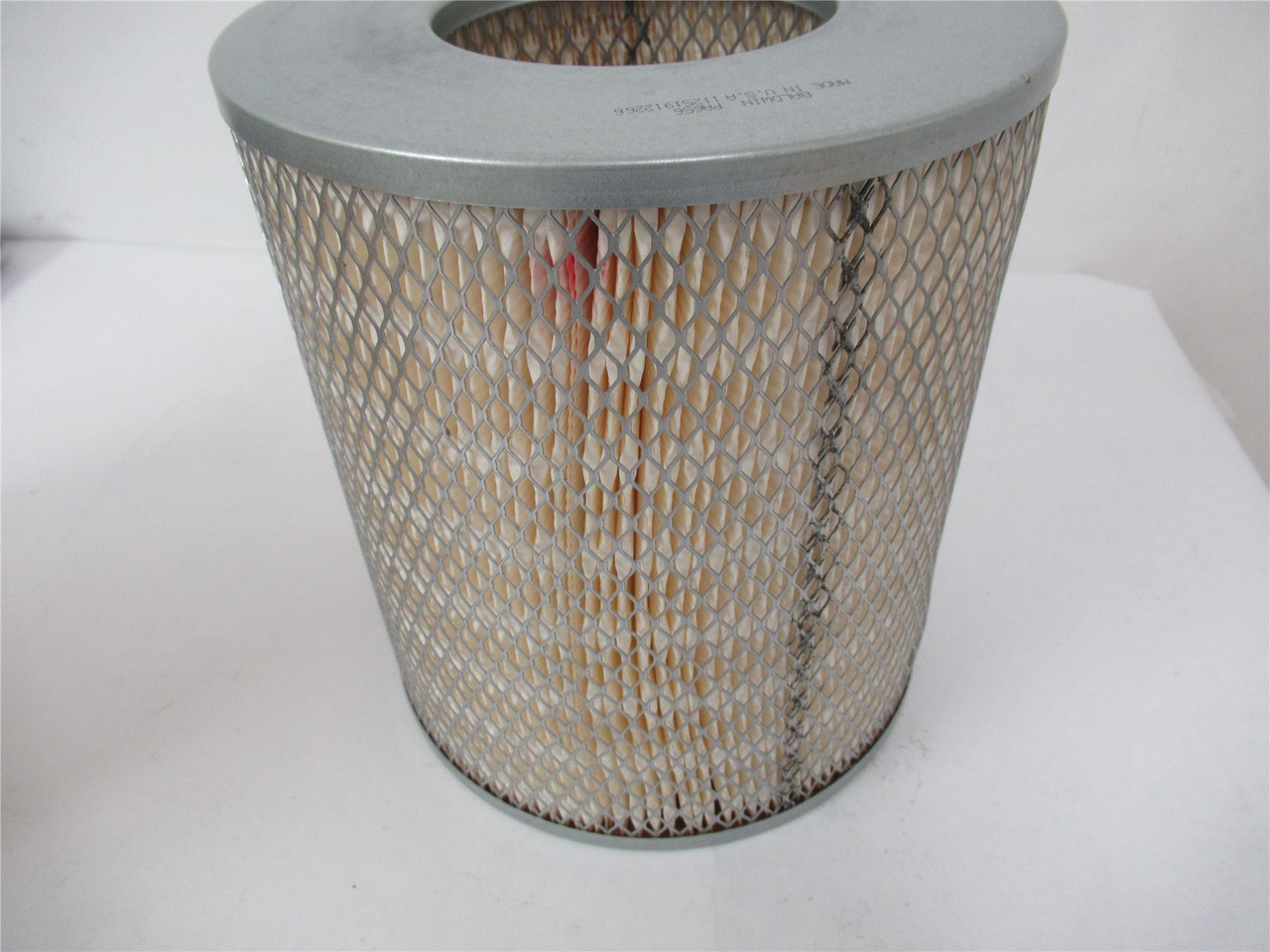 Baldwin Filters PA656; Air Element Filter - Small Dent At Base Baldwin Filters PA656; Air Element Filter - Small Dent At Base