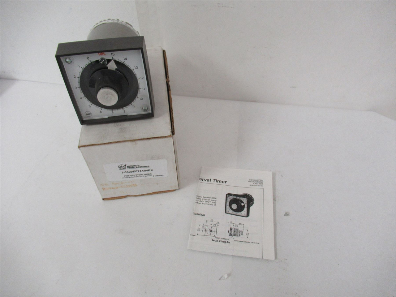 Automatic Timing 3-0309E021A04PX; Pushbutton Timer 120V
