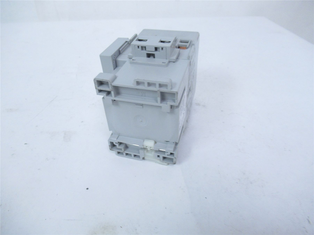 Allen-Bradley 100-C43EJ10; Contactor 43A 3P Coil 24VDC