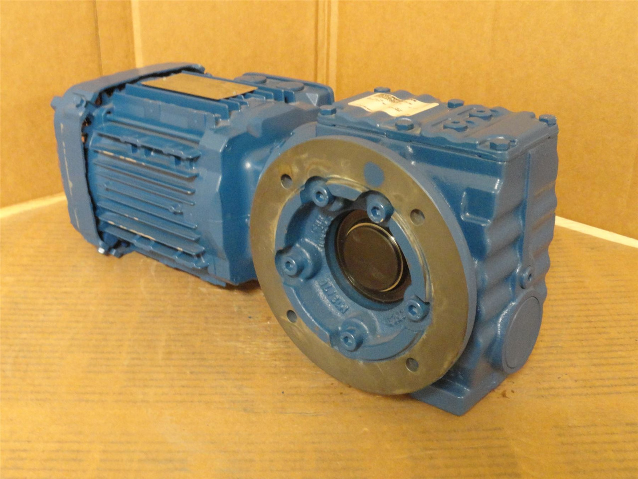 SEW SAF47DRN80MK4 ; AC Gearmotor; 12:1 Ratio; 3/4HP; 230/460V